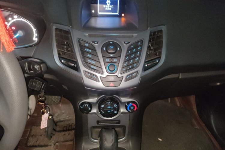 Used Ford Fiesta 2013 Hatchback 1.5L Automatic Fashion Edition Audio And AC Panel