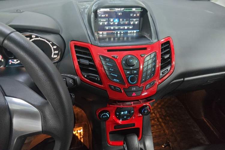 Used Ford Fiesta 2013 Hatchback 1.5L Automatic Sport Model Audio And AC Panel