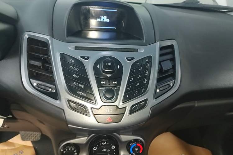 Used Ford Fiesta 2013 Hatchback 1.5L Automatic Fashion Edition Audio And AC Panel