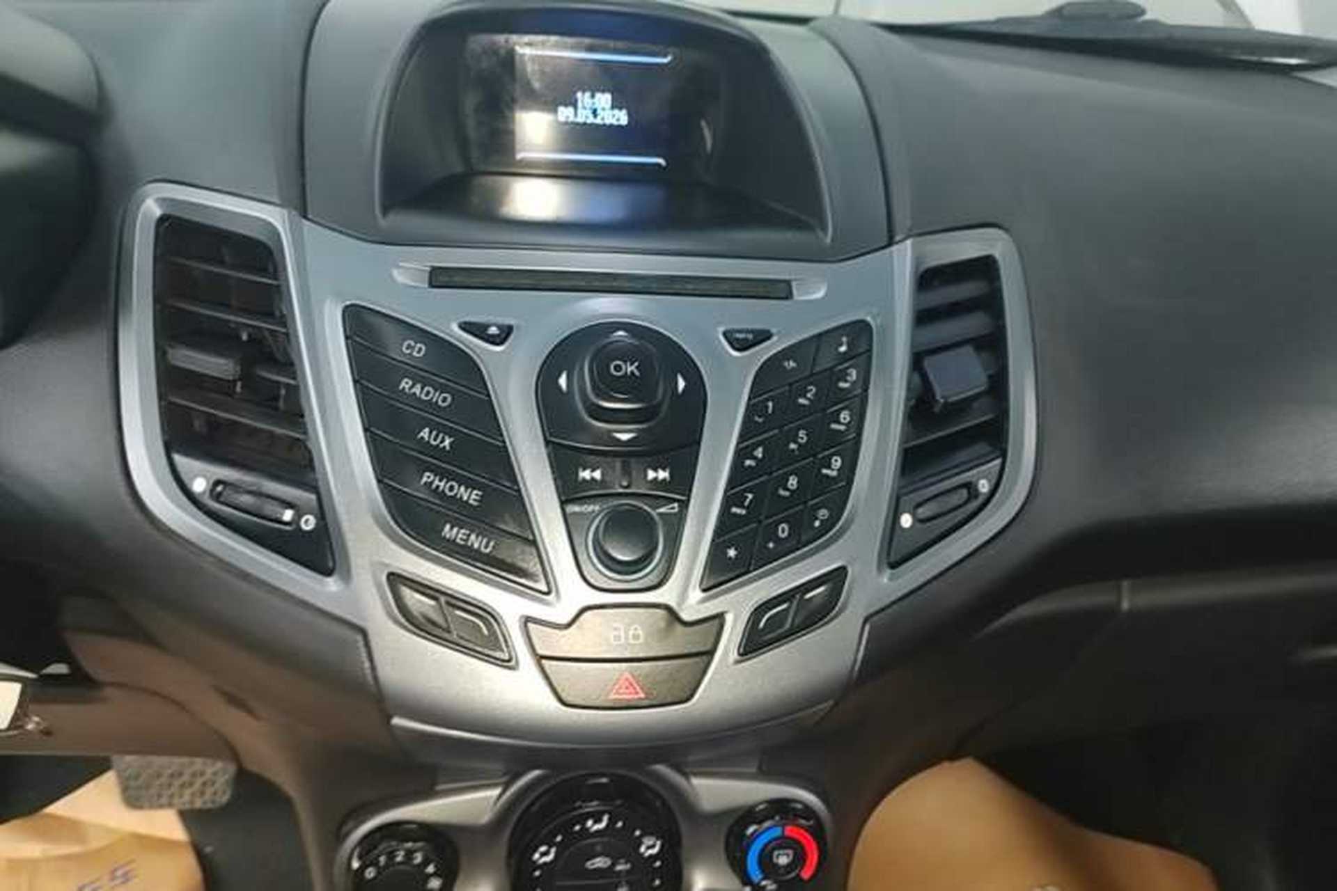 Used Ford Fiesta 2013 Hatchback 1.5L Automatic Fashion Edition Audio And AC Panel