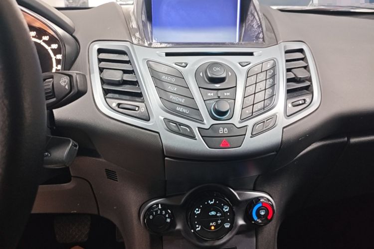 Used Ford Fiesta 2013 Hatchback 1.5L Automatic Fashion Edition Audio And AC Panel