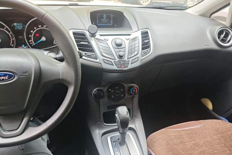 Used Ford Fiesta 2013 Hatchback 1.5L Automatic Prestige Model Audio And AC Panel