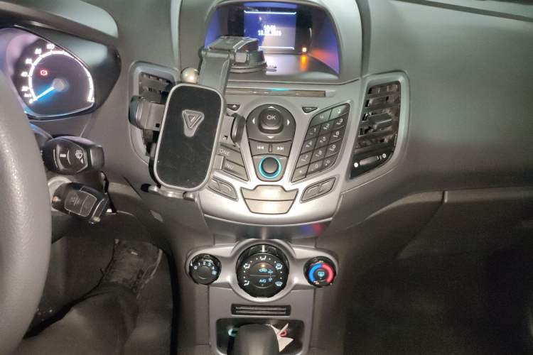 Used Ford Fiesta 2013 Hatchback 1.5L Automatic Fashion Edition Audio And AC Panel