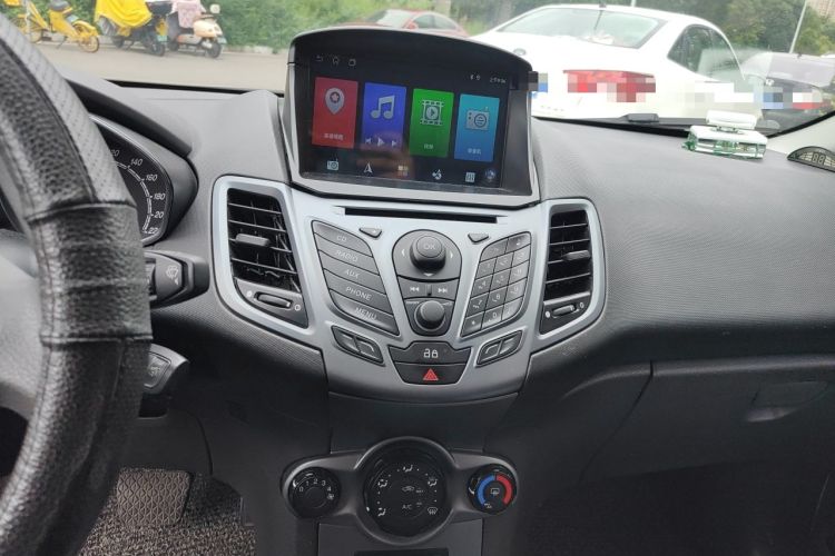 Used Ford Fiesta 2013 Hatchback 1.5L Automatic Fashion Edition Audio And AC Panel