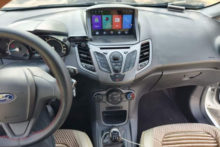 Used Ford Fiesta 2013 Hatchback 1.5L Manual Fashion Edition Audio And AC Panel