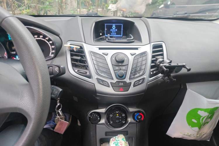 Used Ford Fiesta 2013 Hatchback 1.5L Automatic Fashion Edition Audio And AC Panel