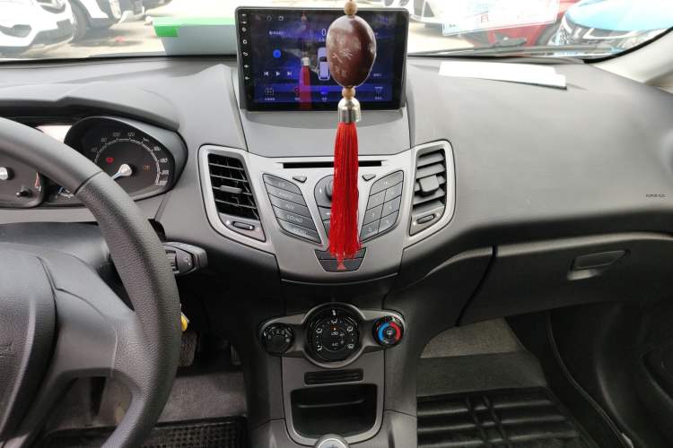 Used Ford Fiesta 2013 Hatchback 1.5L Manual Fashion Edition Audio And AC Panel