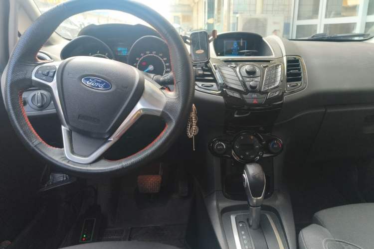 Used Ford Fiesta 2013 Hatchback 1.5L Automatic Sport Model Center Console