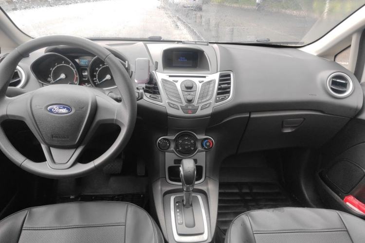 Used Ford Fiesta 2013 Hatchback 1.5L Automatic Prestige Model Center Console
