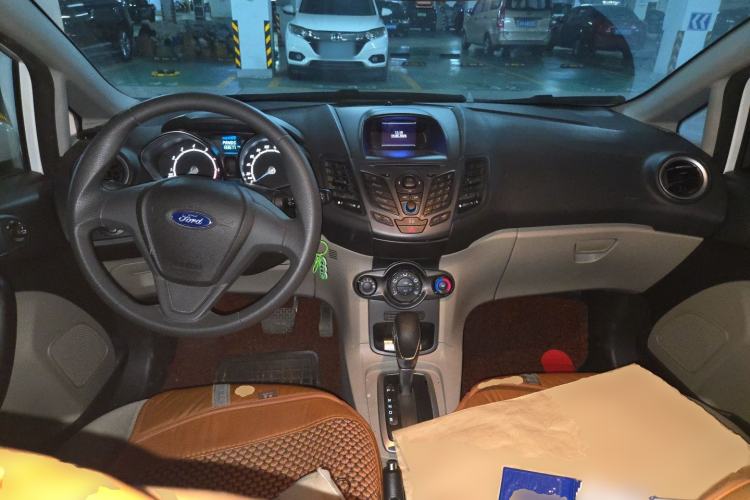 Used Ford Fiesta 2013 Sedan 1.5L Automatic Prestige Model Center Console