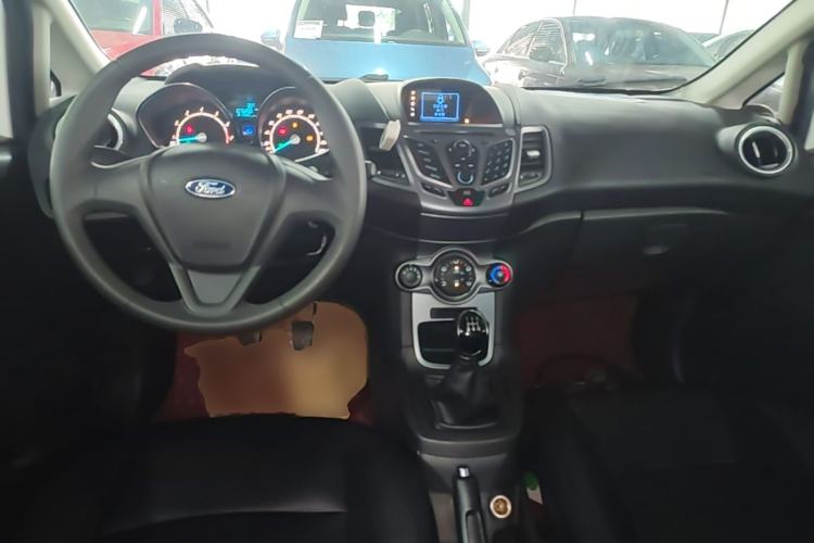 Used Ford Fiesta 2013 Hatchback 1.5L Manual Fashion Edition Center Console