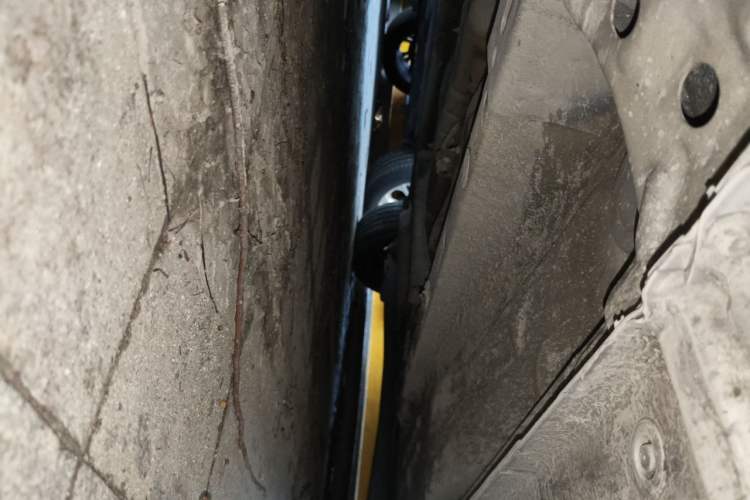 Used Ford Fiesta 2013 Sedan 1.5L Manual Fashion Edition Chassis Front Left