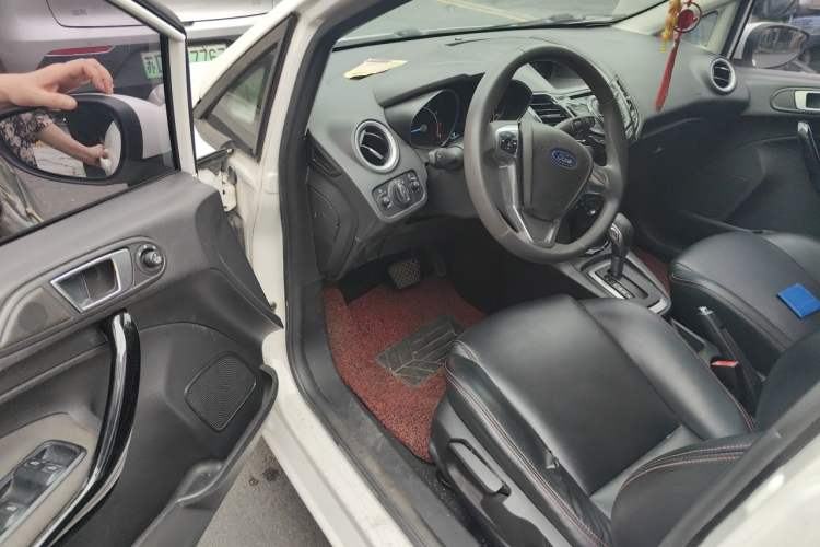 Used Ford Fiesta 2013 Hatchback 1.5L Automatic Sport Model Driver Seat