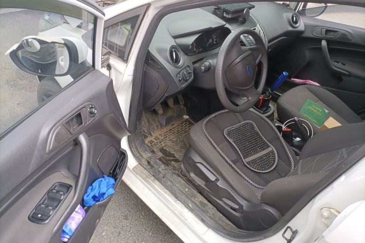 Used Ford Fiesta 2013 Hatchback 1.5L Manual Fashion Edition Driver Seat