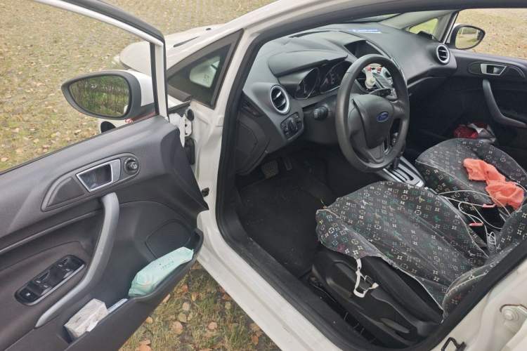 Used Ford Fiesta 2013 Hatchback 1.5L Automatic Fashion Edition Driver Seat