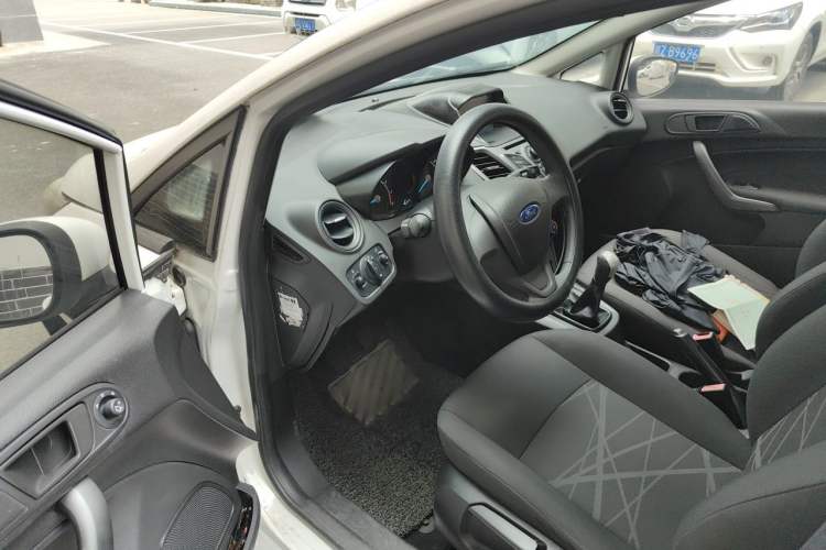 Used Ford Fiesta 2013 Hatchback 1.5L Manual Fashion Edition Driver Seat