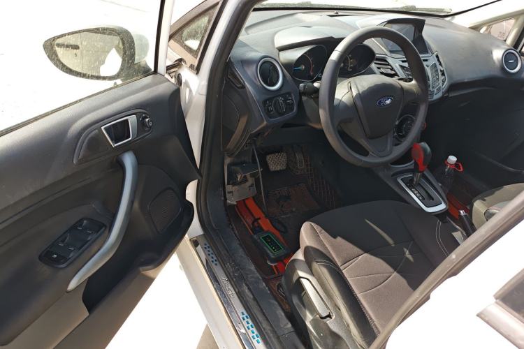 Used Ford Fiesta 2013 Hatchback 1.5L Automatic Fashion Edition Driver Seat