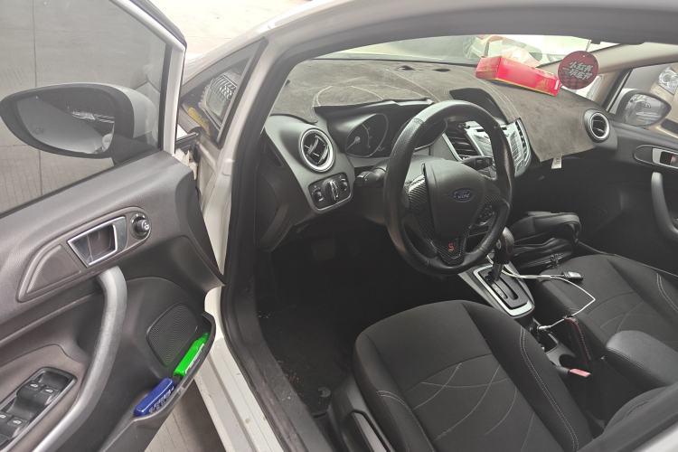 Used Ford Fiesta 2013 Hatchback 1.5L Automatic Fashion Edition Driver Seat