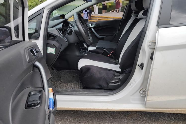 Used Ford Fiesta 2013 Hatchback 1.5L Automatic Fashion Edition Driver Seat
