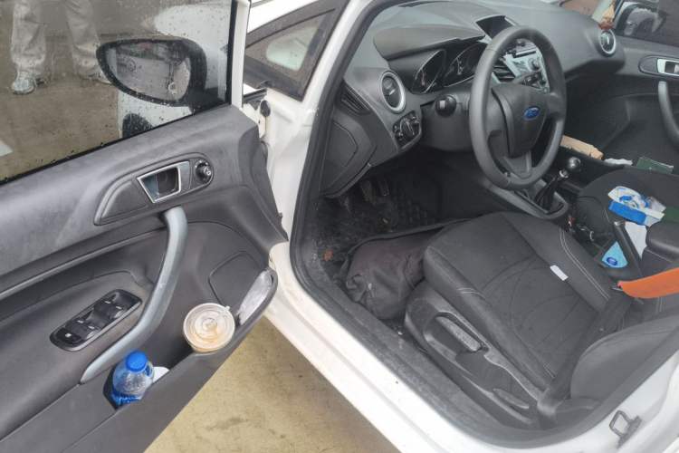 Used Ford Fiesta 2013 Hatchback 1.5L Manual Fashion Edition Driver Seat