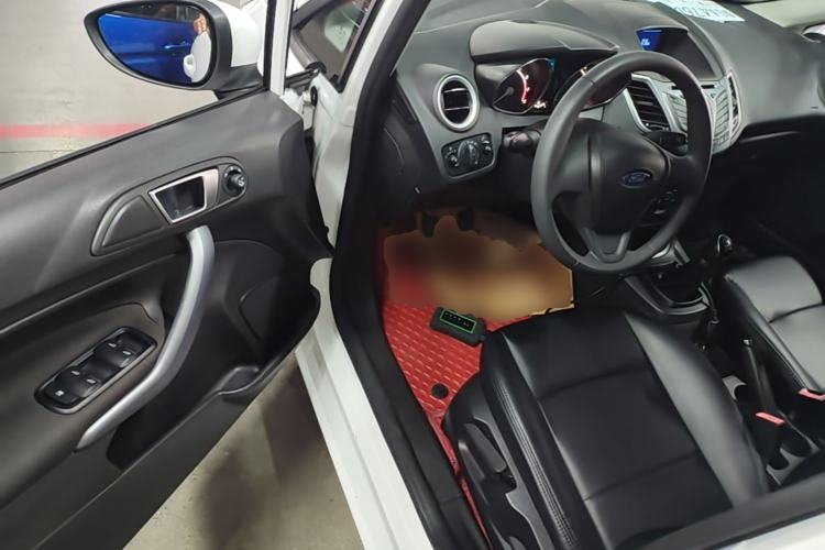 Used Ford Fiesta 2013 Hatchback 1.5L Manual Fashion Edition Driver Seat