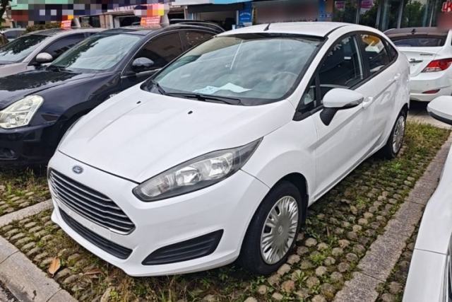 Used Ford Fiesta 2013 Sedan 1.5L Manual Fashion Edition