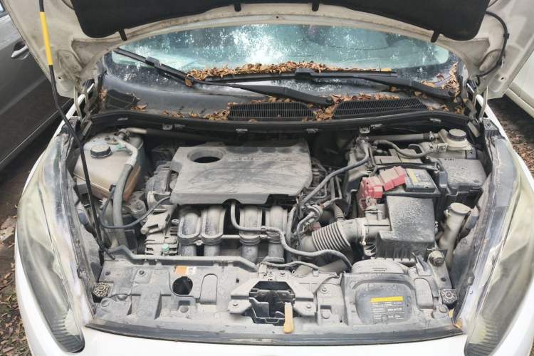 Used Ford Fiesta 2013 Sedan 1.5L Manual Fashion Edition Engine Bay