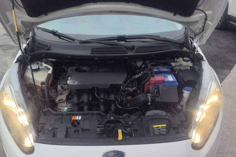 Used Ford Fiesta 2013 Hatchback 1.5L Automatic Fashion Edition Engine Bay