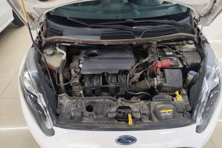Used Ford Fiesta 2013 Sedan 1.5L Automatic Fashion Edition Engine Bay