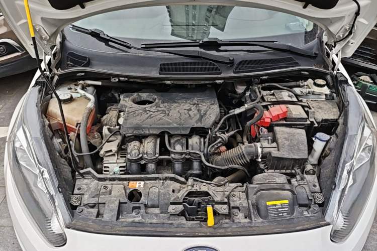 Used Ford Fiesta 2013 Hatchback 1.5L Automatic Fashion Edition Engine Bay