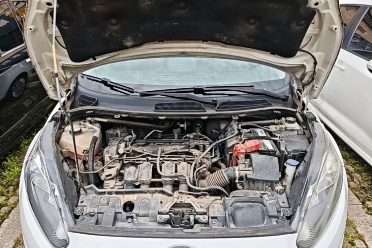 Used Ford Fiesta 2013 Sedan 1.5L Manual Fashion Edition Engine Bay