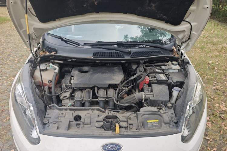 Used Ford Fiesta 2013 Hatchback 1.5L Automatic Fashion Edition Engine Bay