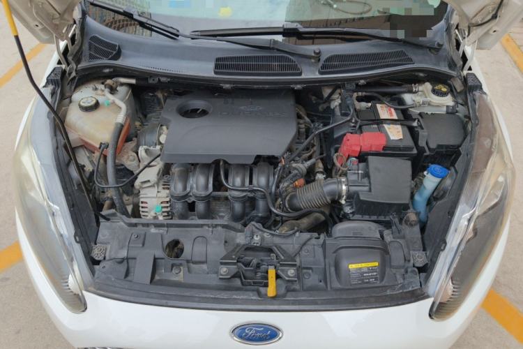 Used Ford Fiesta 2013 Sedan 1.5L Manual Fashion Edition Engine Bay