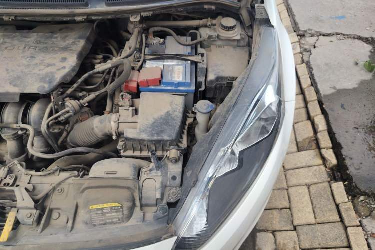 Used Ford Fiesta 2013 Hatchback 1.5L Automatic Fashion Edition Engine Bay Left