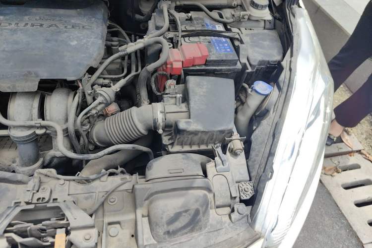 Used Ford Fiesta 2013 Hatchback 1.5L Automatic Sport Model Engine Bay Left