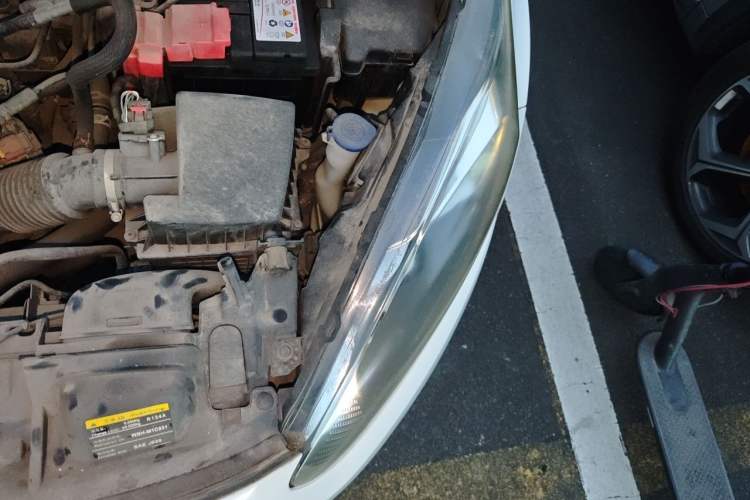 Used Ford Fiesta 2013 Hatchback 1.5L Automatic Fashion Edition Engine Bay Left