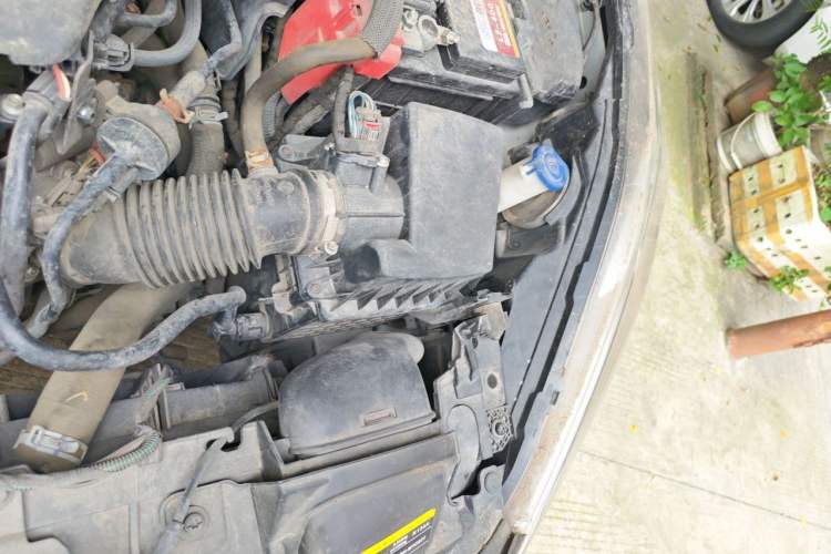 Used Ford Fiesta 2013 Sedan 1.5L Automatic Fashion Edition Engine Bay Left