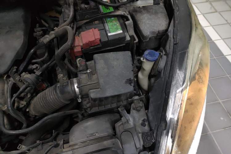 Used Ford Fiesta 2013 Hatchback 1.5L Automatic Fashion Edition Engine Bay Left
