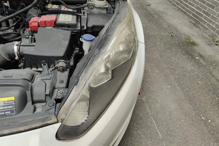 Used Ford Fiesta 2013 Hatchback 1.5L Manual Fashion Edition Engine Bay Left