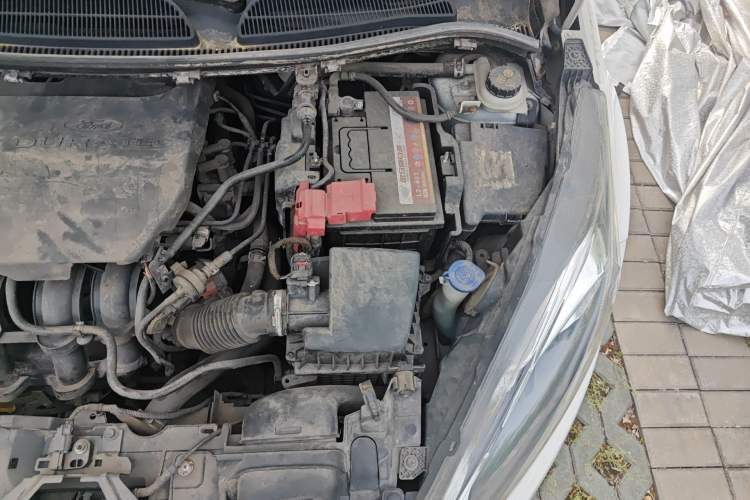 Used Ford Fiesta 2013 Hatchback 1.5L Manual Fashion Edition Engine Bay Left