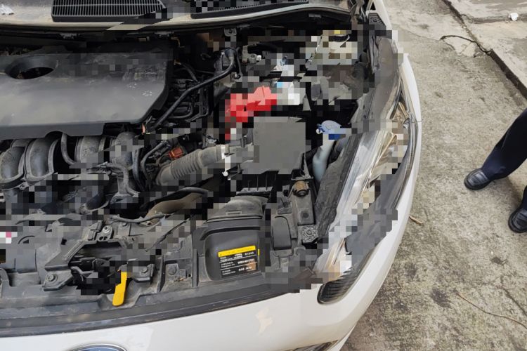 Used Ford Fiesta 2013 Sedan 1.5L Manual Fashion Edition Engine Bay Left