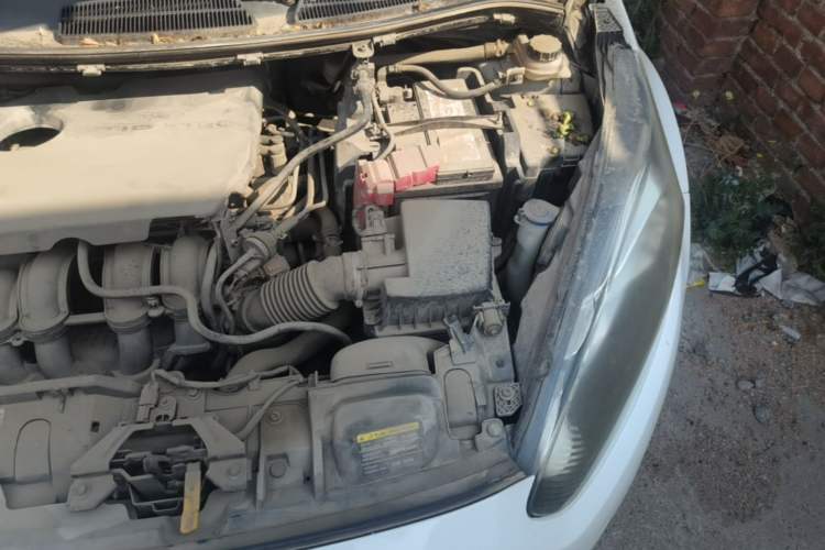 Used Ford Fiesta 2013 Sedan 1.5L Manual Fashion Edition Engine Bay Left