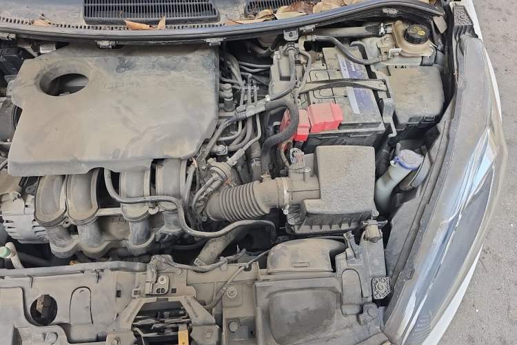 Used Ford Fiesta 2013 Hatchback 1.5L Automatic Fashion Edition Engine Bay Left