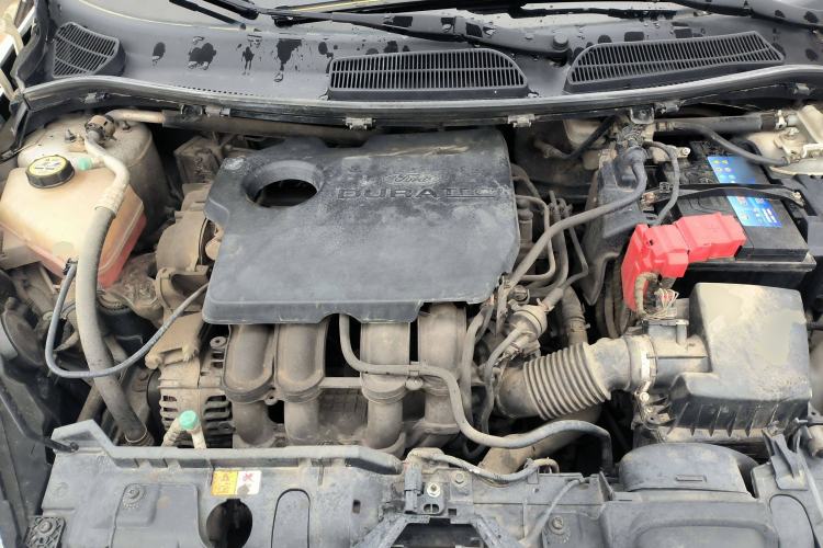 Used Ford Fiesta 2013 Sedan 1.5L Manual Fashion Edition Engine Bay