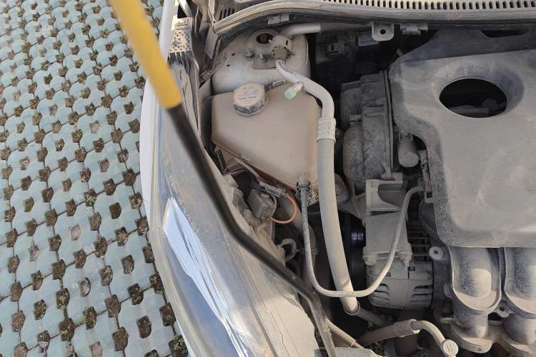Used Ford Fiesta 2013 Hatchback 1.5L Automatic Fashion Edition Engine Bay Right