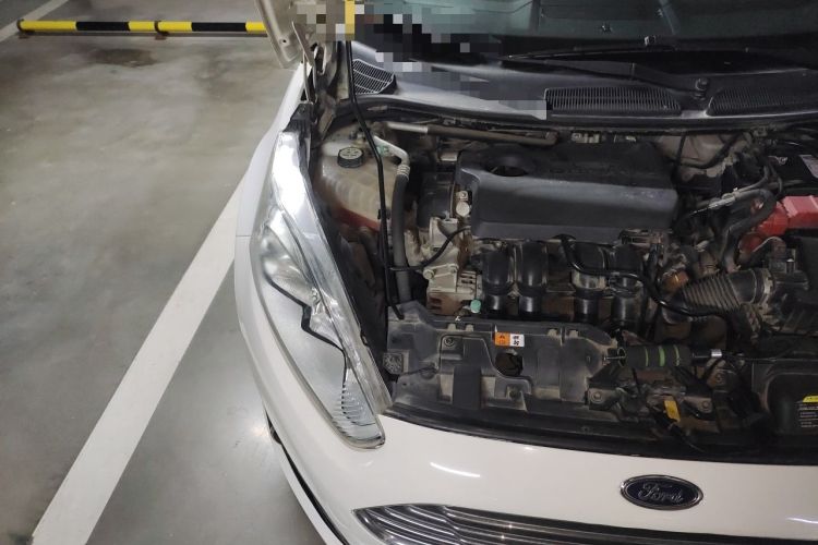 Used Ford Fiesta 2013 Hatchback 1.5L Automatic Sport Model Engine Bay Right