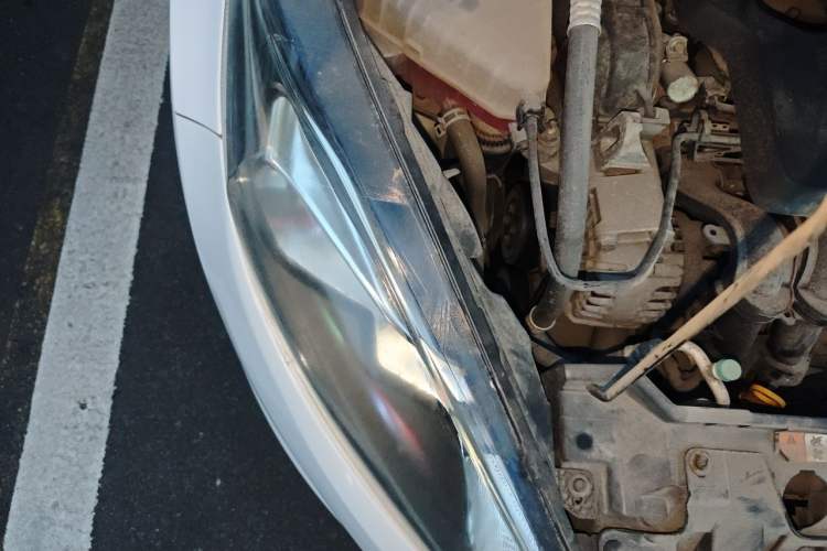 Used Ford Fiesta 2013 Hatchback 1.5L Automatic Fashion Edition Engine Bay Right