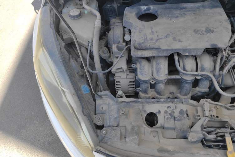 Used Ford Fiesta 2013 Sedan 1.5L Manual Fashion Edition Engine Bay Right