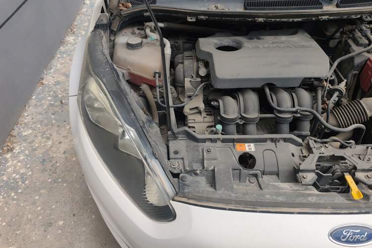 Used Ford Fiesta 2013 Hatchback 1.5L Manual Fashion Edition Engine Bay Right