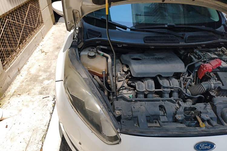 Used Ford Fiesta 2013 Hatchback 1.5L Manual Fashion Edition Engine Bay Right